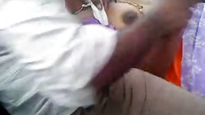 زیبایی انگشتان و هر یک از سکس زن کیردار دیگر